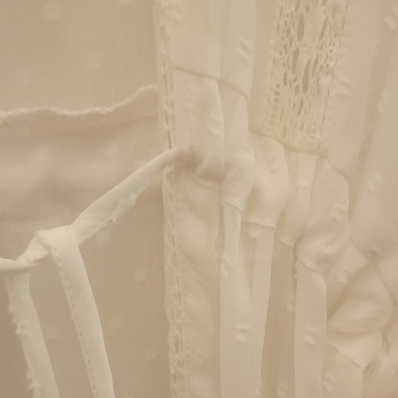 Miami Cream Lace Kimono - Picture 4 of 7